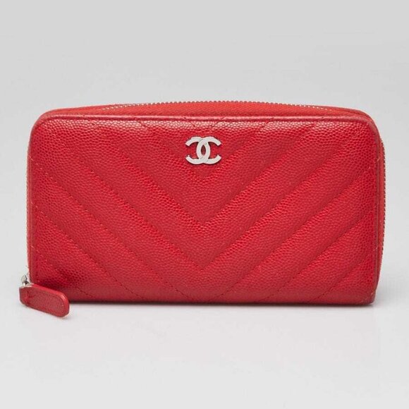 Chanel Red Chevron Quilted Leather Zippy Compact Wallet - Picture 1 of 11